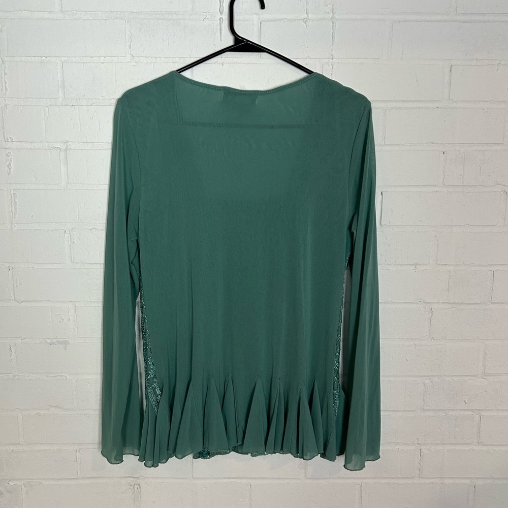 Papillon Stunning Sequin Top - Picture 3 of 4